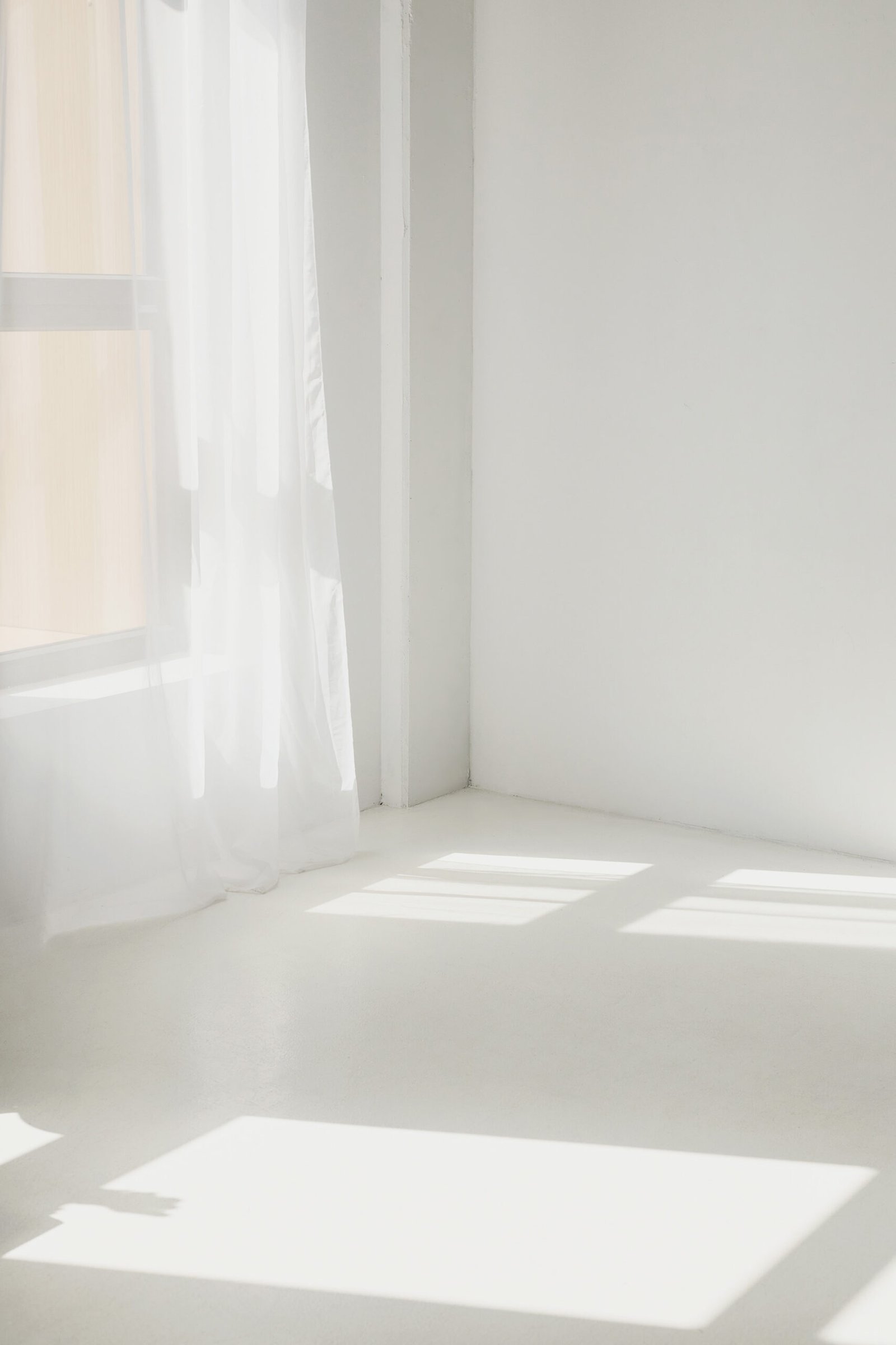 Natural light is essential for a healthy morning routine for summer