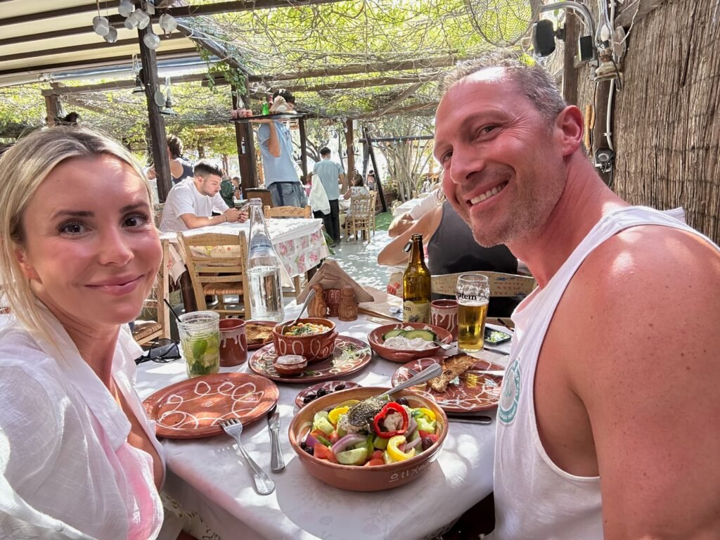 Oh Hamos restaurant in Milos Greece